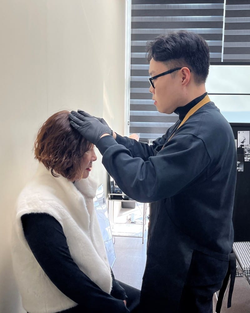 hyezio 두피문신 상담 장면